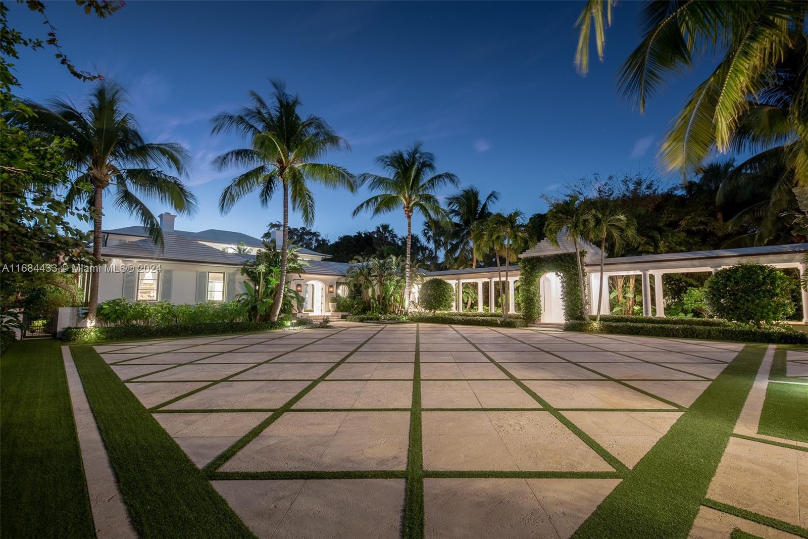 320 South Beach Road Jupiter Island, FL 33455 - Photo 56 of 64