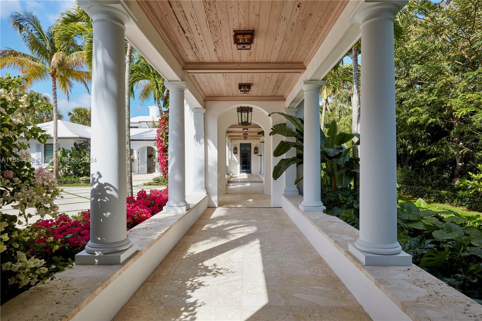 320 South Beach Road Jupiter Island, FL 33455 - Photo 8 of 64