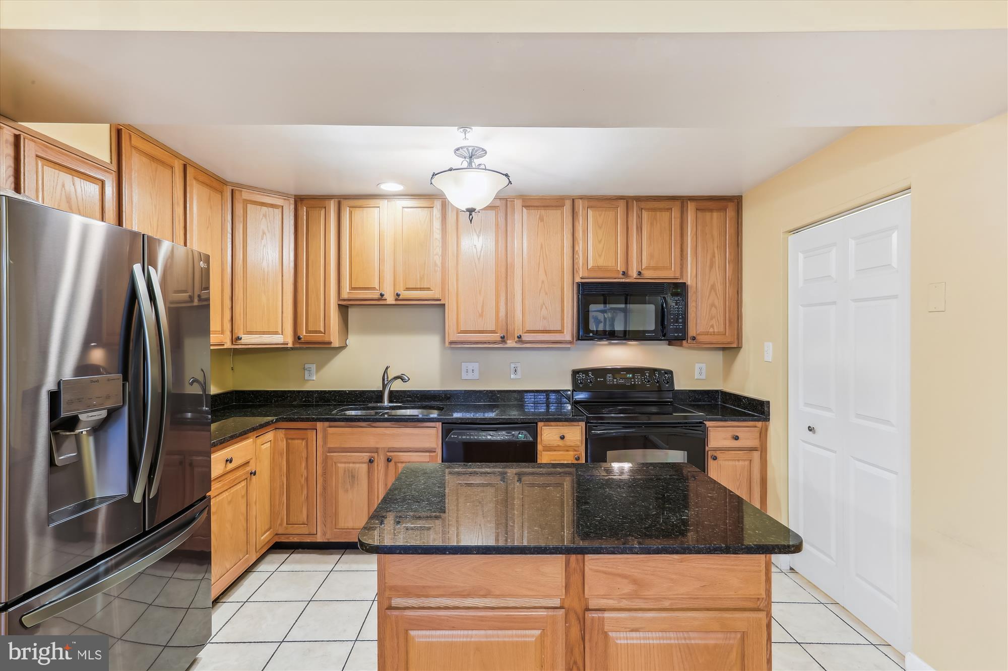 3437 Hewitt Avenue Silver Spring, MD 20906 - Photo 13 of 55 Kitchen