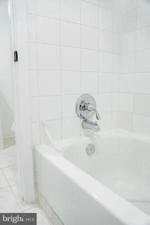 $2,700 | 625 Center Street, Unit T3, Herndon, VA 20170