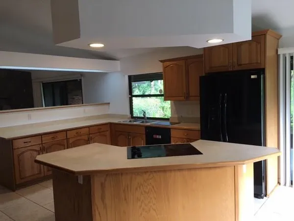 $2,850 | 800 French Creek Lane, Fort Pierce, FL 34982