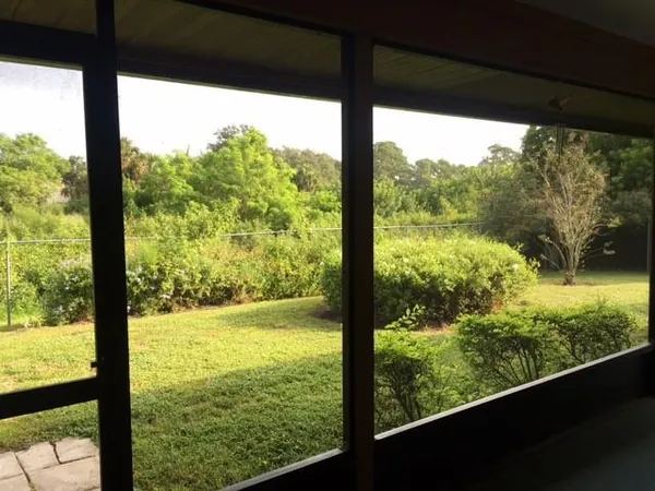 $2,850 | 800 French Creek Lane, Fort Pierce, FL 34982