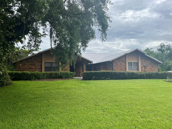 $2,850 | 800 French Creek Lane, Fort Pierce, FL 34982