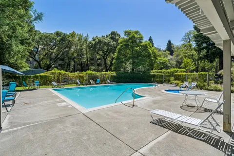 $695,000 | 242 Sandpiper Court, Novato, CA 94949