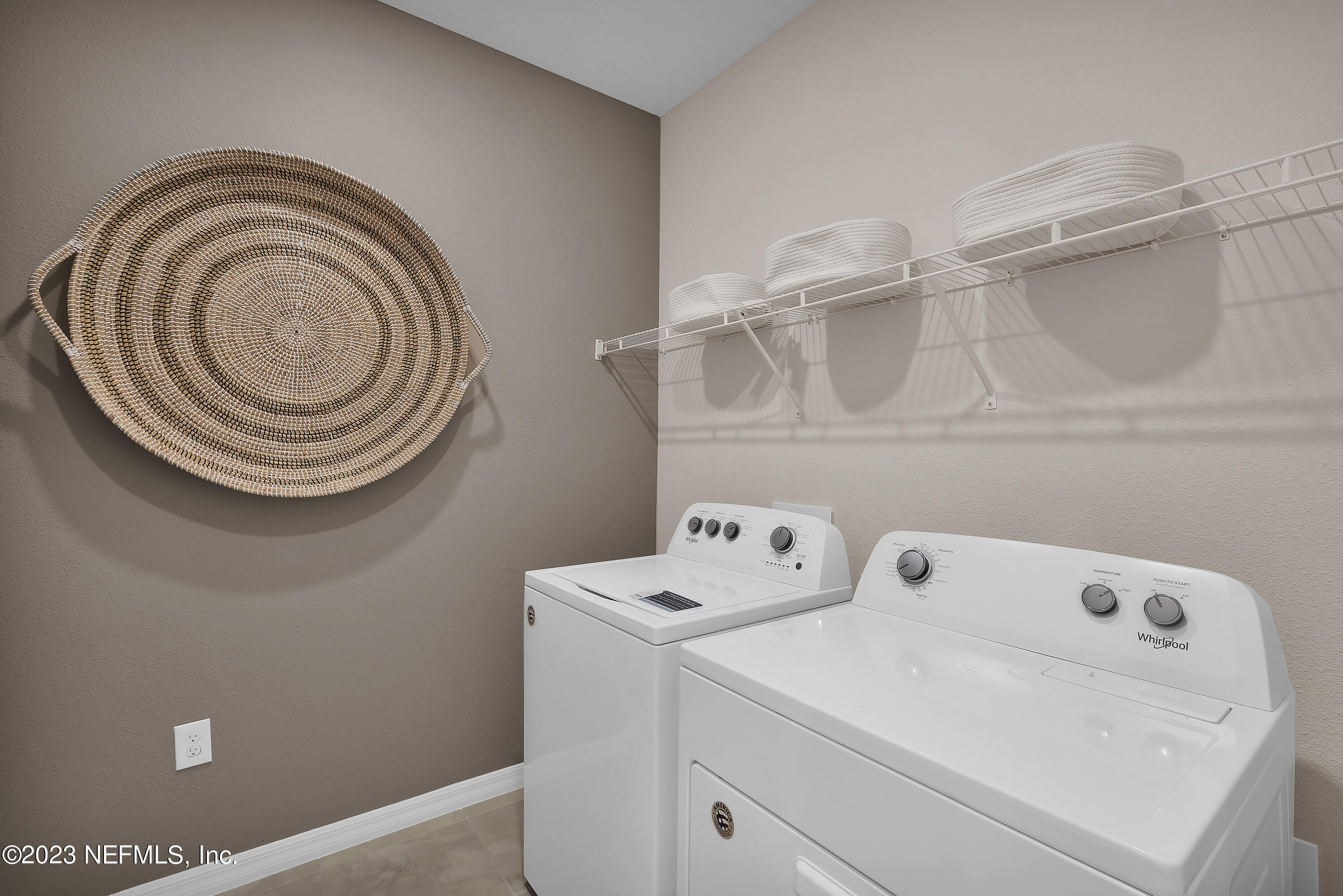127 Shell Crk Court St. Augustine, FL 32086 - Photo 5 of 21 a utility room with dryer and washer