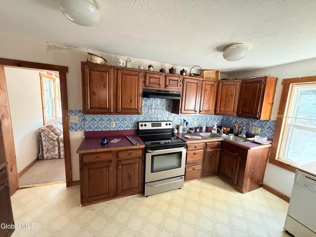 $239,000 | 9012 Graphite Mountain Road, Hague, NY 12836