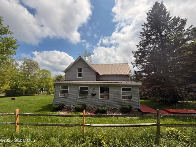 $239,000 | 9012 Graphite Mountain Road, Hague, NY 12836