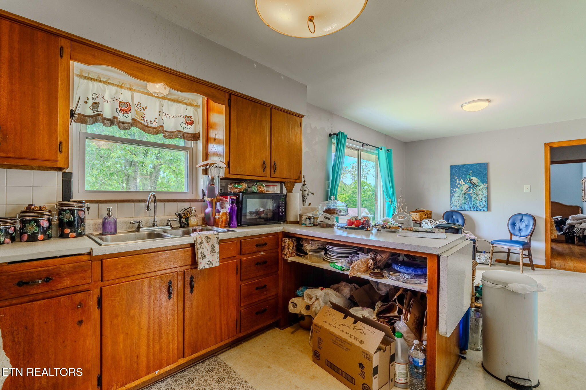 3633 Cunningham Road Knoxville, TN 37918 - Photo 13 of 27 16-web-or-mls-_DSC1204-HDR