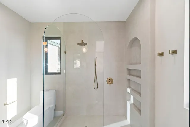 $13,000 | 812 West Avenue 37, Los Angeles, CA 90065