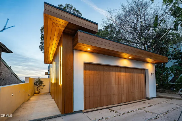 a view of a house with a outdoor space