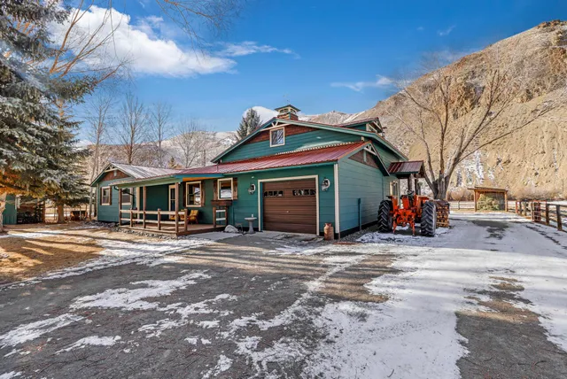 $1,199,000 | 1700 Chukar Lane, Clayton, ID 83227