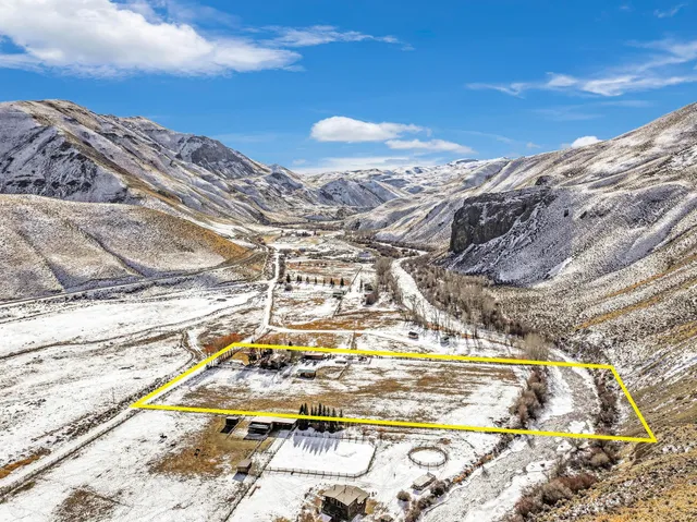 $1,199,000 | 1700 Chukar Lane, Clayton, ID 83227