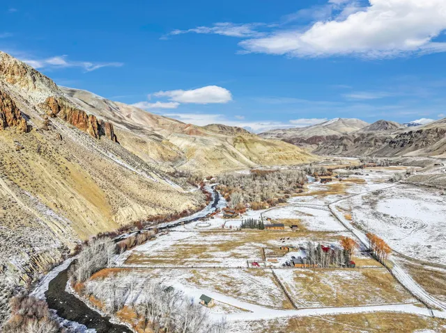 $1,199,000 | 1700 Chukar Lane, Clayton, ID 83227