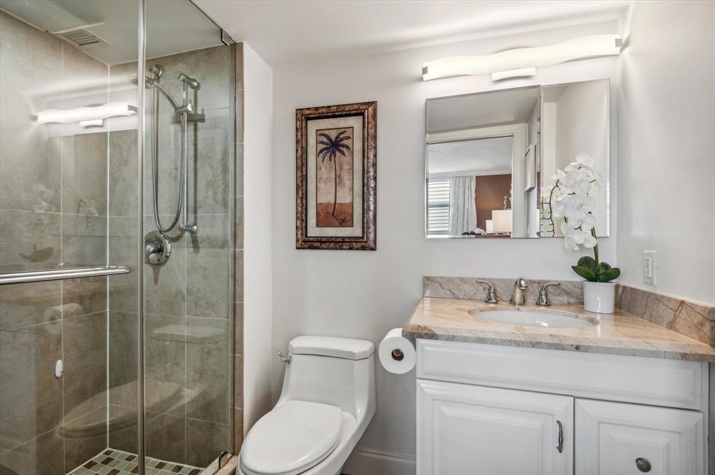 303 North Riverside Drive, Unit 403 Pompano Beach, FL 33062 - Photo 12 of 31