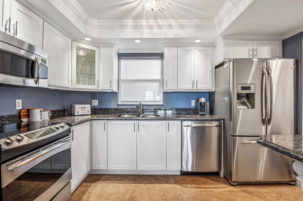 303 North Riverside Drive, Unit 403 Pompano Beach, FL 33062 - Photo 8 of 31