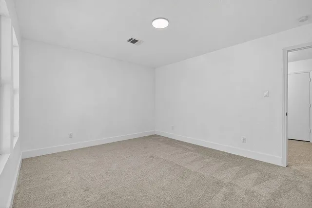 $2,850 | 4241 Meadowknoll Drive, Fort Worth, TX 76123