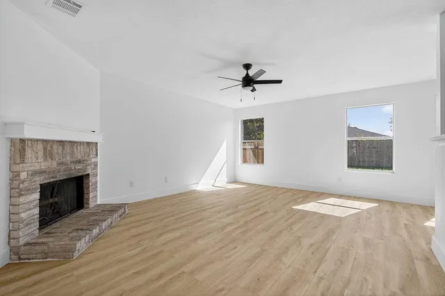 $2,850 | 4241 Meadowknoll Drive, Fort Worth, TX 76123