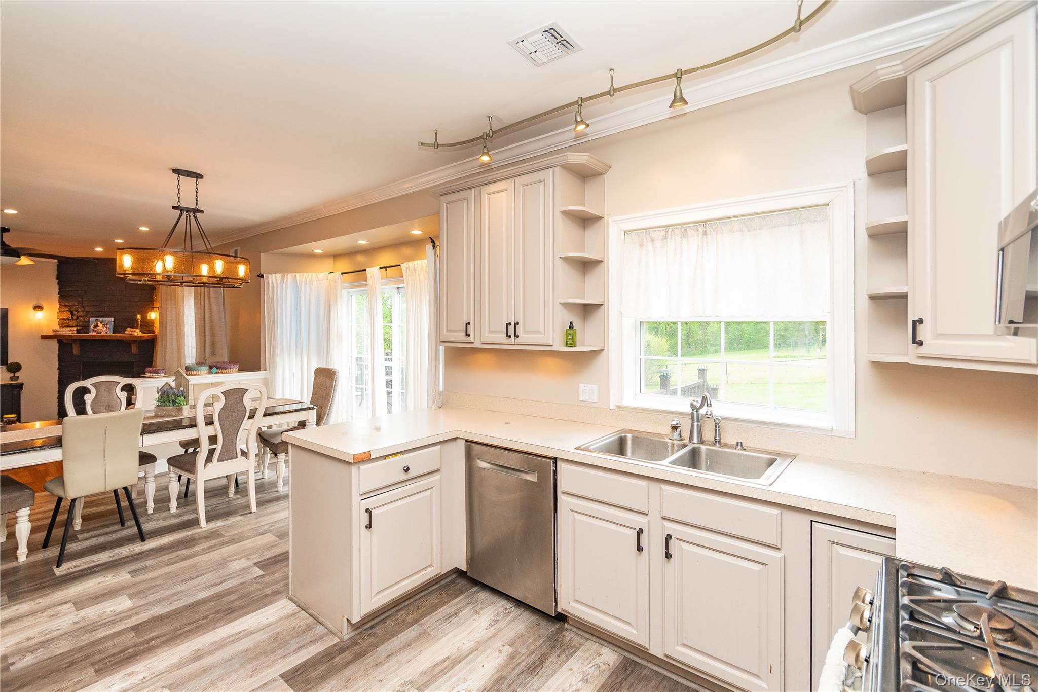 1 Starlight Path Wallkill, NY 12589 - Photo 10 of 33 Kitchen / Living Room