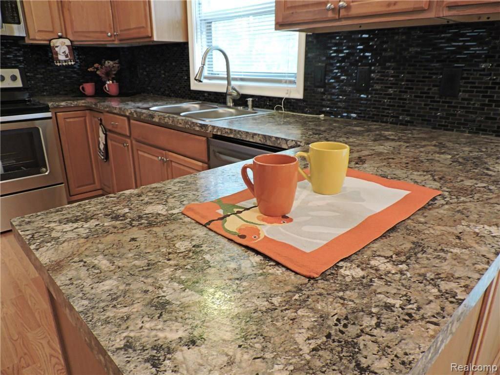 6627 Rustic Ridge Trail Grand Blanc, MI 48439 - Photo 20 of 51 DSCN3089.JPG