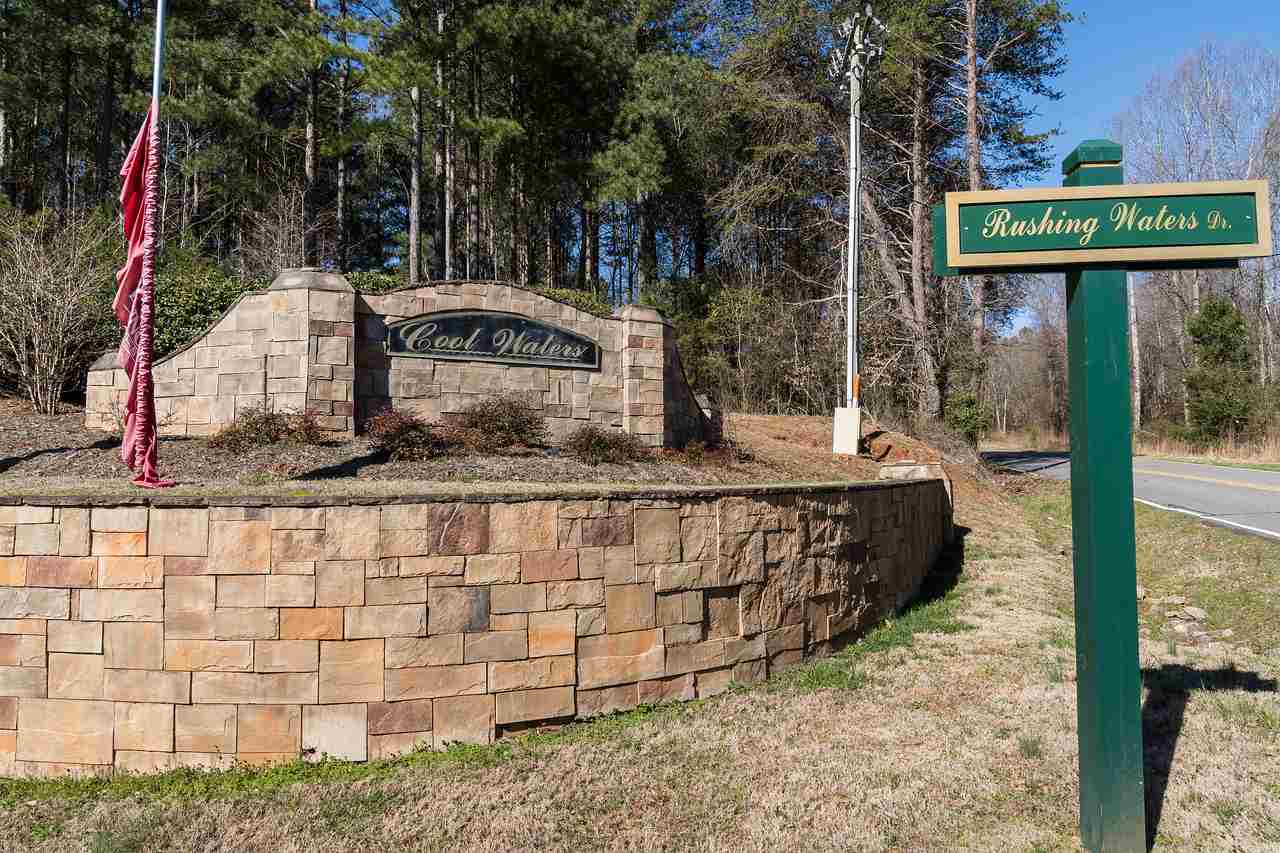 556 Deep Water Court Inman, SC 29349 - Photo 5 of 31