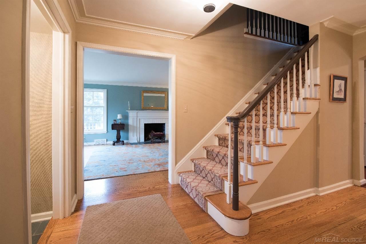 1052 Audubon Road Grosse Pointe Park, MI 48230 - Photo 5 of 46