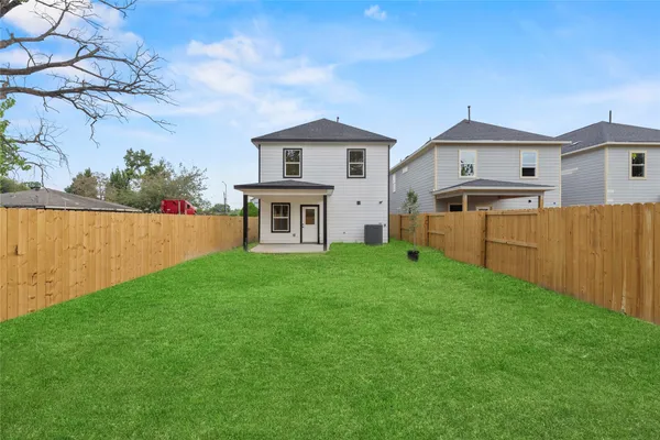 $389,900 | 769 Marjorie Street, Houston, TX 77088