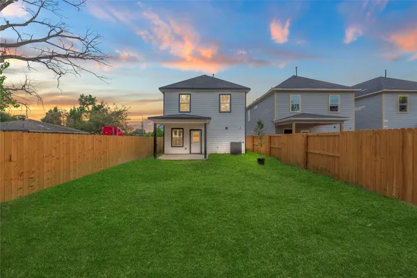 $389,900 | 769 Marjorie Street, Houston, TX 77088