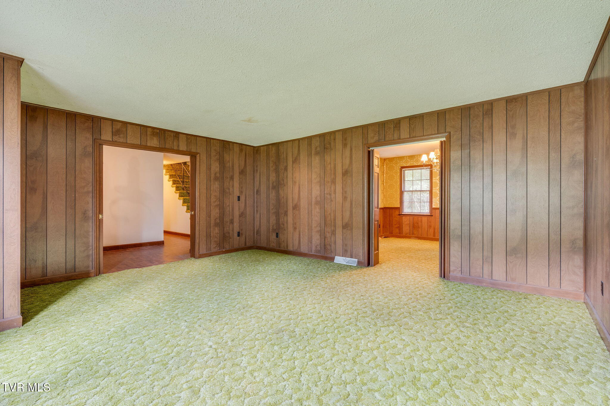 2531 Bob Little Road Elizabethton, TN 37643 - Photo 8 of 48 007