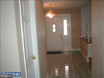 403 Welsh Road Philadelphia, PA 19115 - Photo 4 of 6