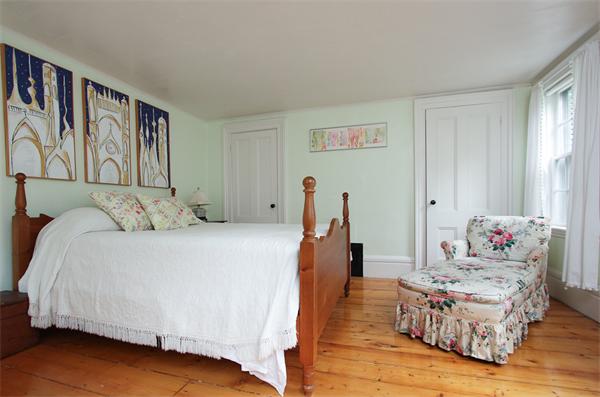 31 Topsfield Road Wenham, MA 01984 - Photo 17 of 23 Gallery Image 17