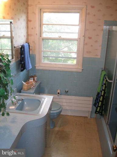 810 Seaword Road Towson, MD 21286 - Photo 16 of 27 Bath #2