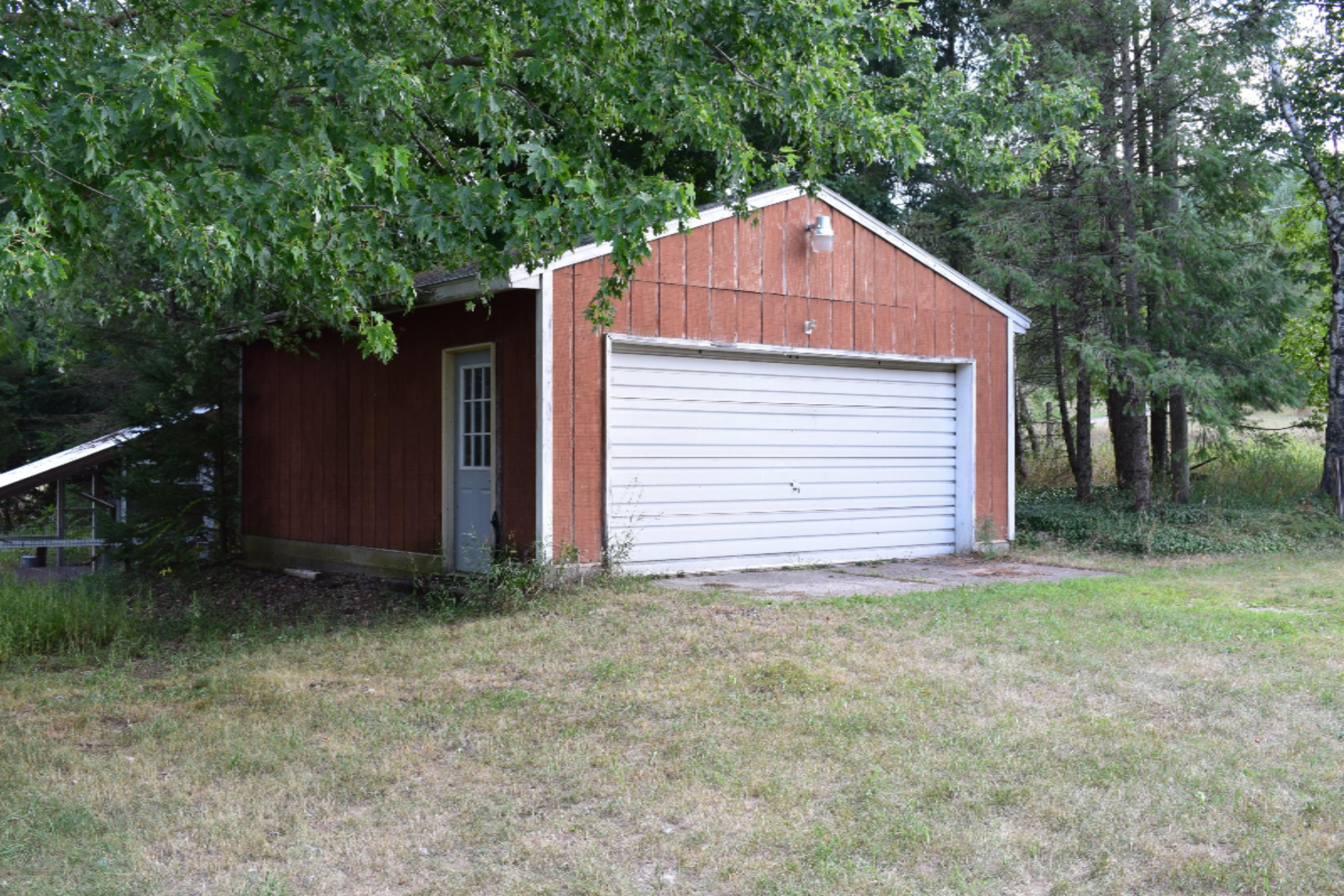 17270 9 Mile Road Kaleva, MI 49645 - Photo 36 of 38 DSC_0036