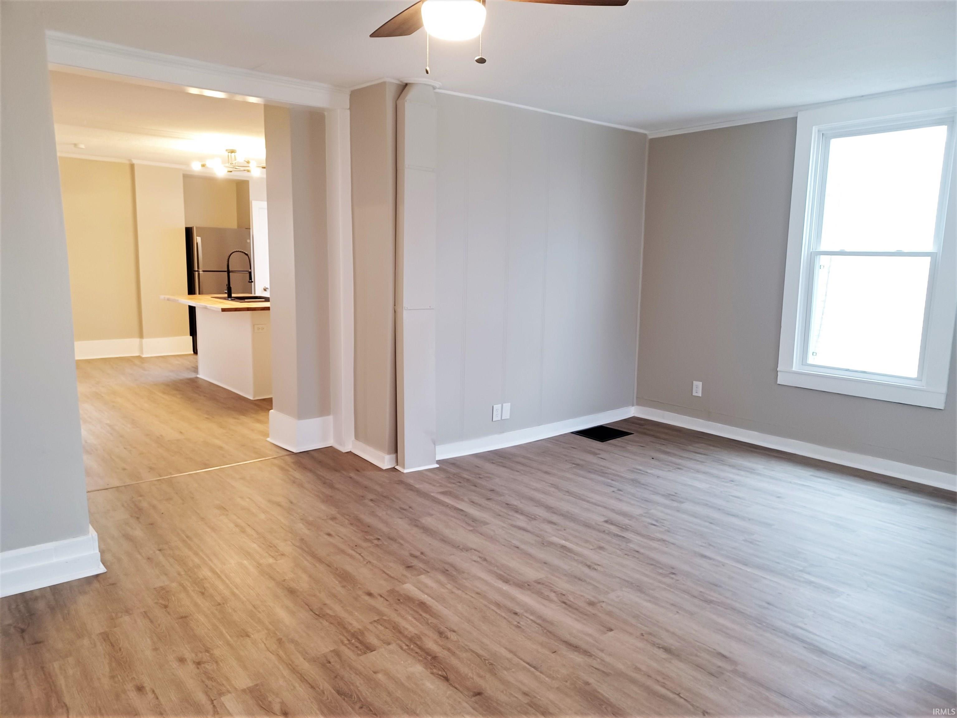 302 North 3rd Street Boonville, IN 47601 - Photo 3 of 23