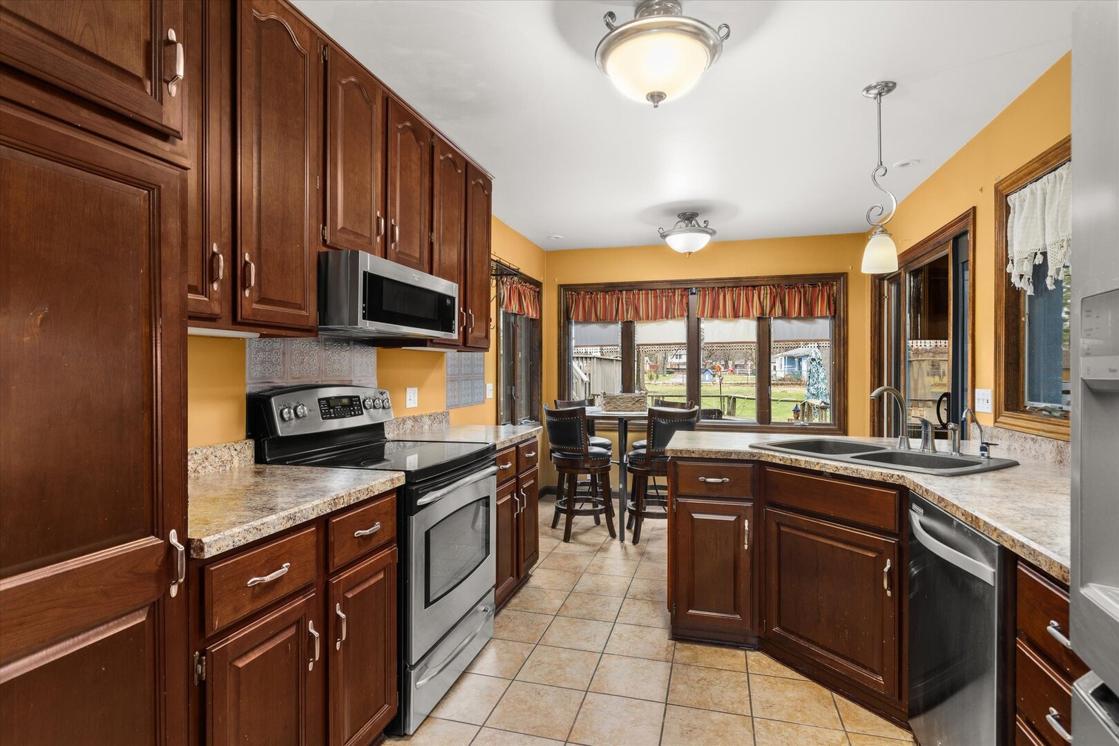 1015 Lowden Road Streator, IL 61364 - Photo 11 of 48 Gallery Image 11