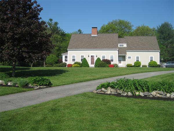 35 Little Pond Road Merrimac, MA 01860 - Photo 1 of 21