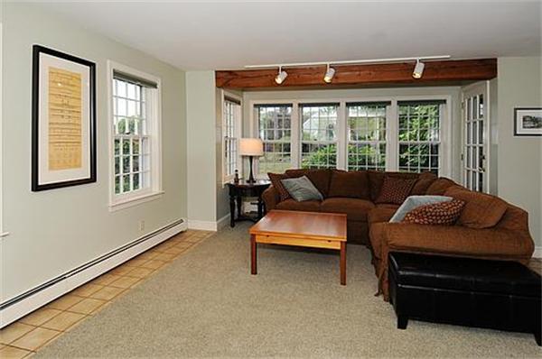 35 Little Pond Road Merrimac, MA 01860 - Photo 4 of 21