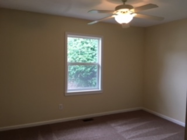 58 Sheffield Road Montgomery, IL 60538 - Photo 11 of 15 Gallery Image 11