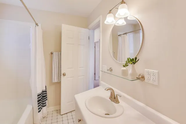 $1,549,000 | 2436 North Janssen Avenue, Chicago, IL 60614