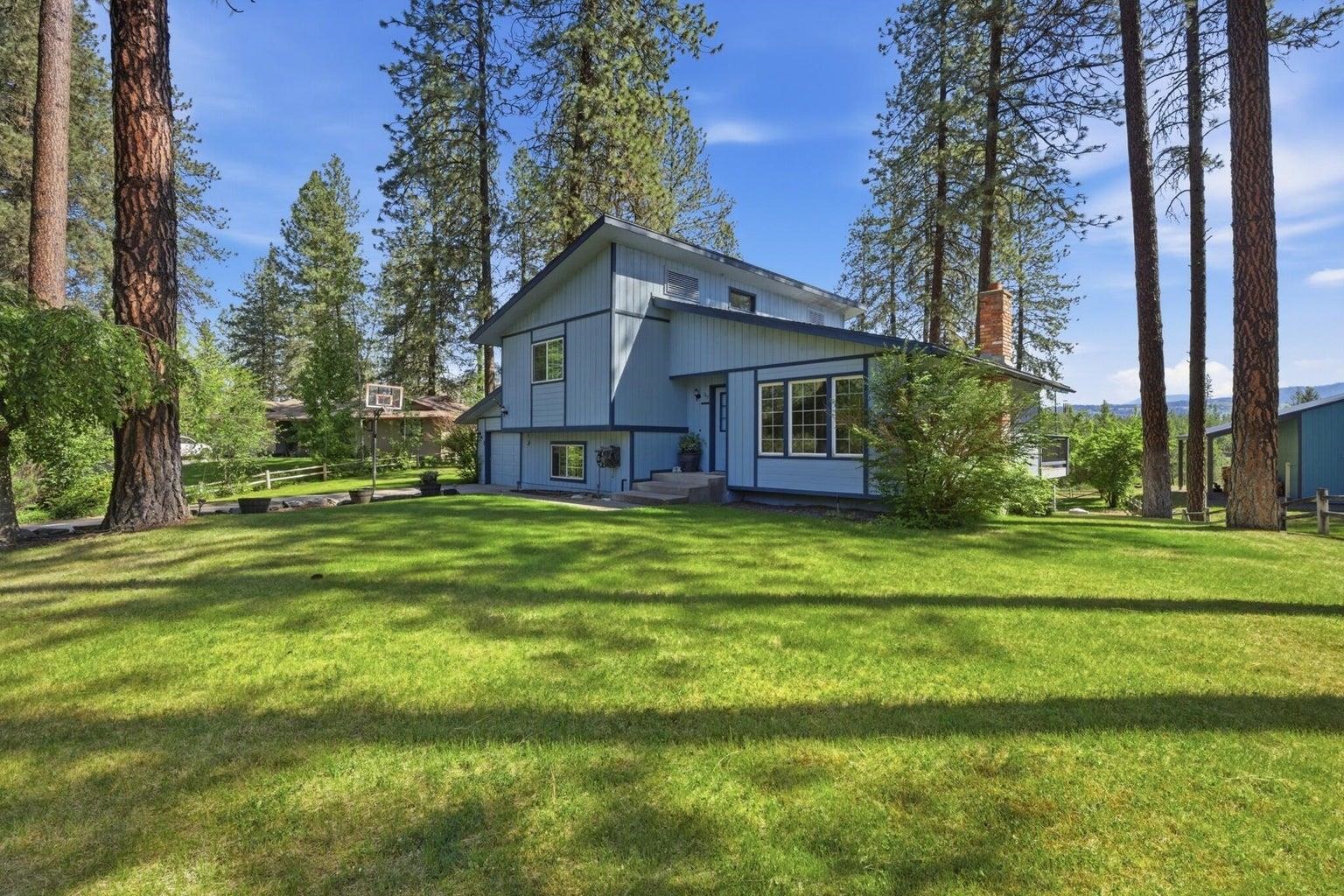 945 South Josephine Road Kettle Falls, WA 99141 - Photo 2 of 21