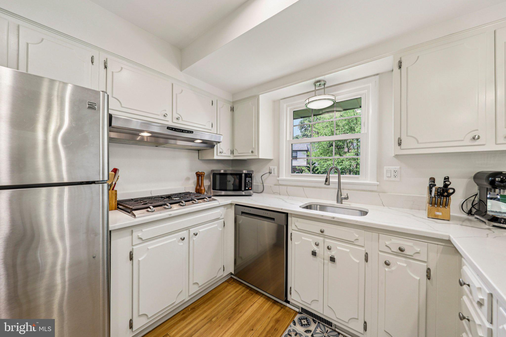 4 Burket Court Silver Spring, MD 20910 - Photo 12 of 48