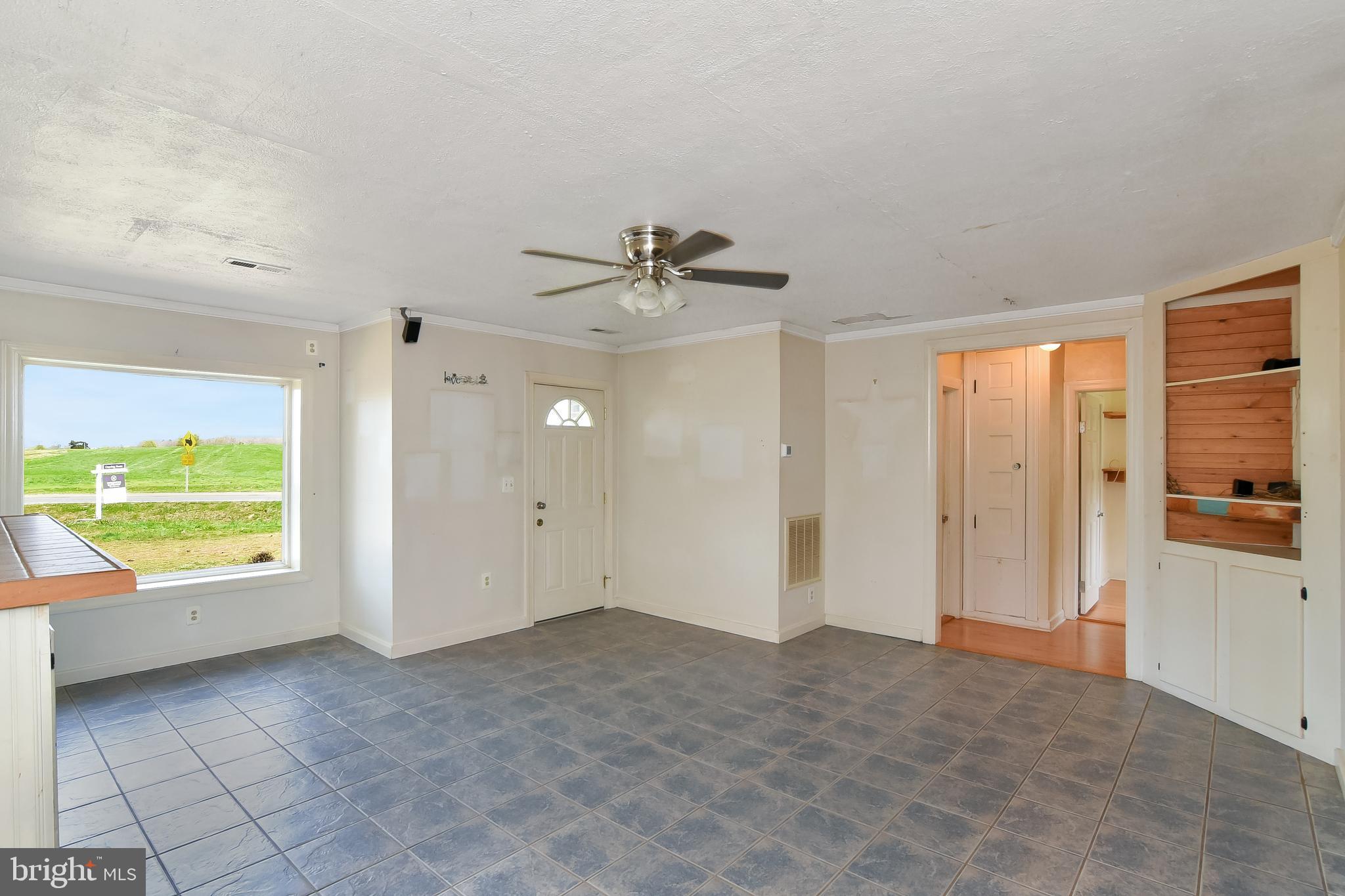 319 Ferry Road Fredericksburg, VA 22405 - Photo 5 of 25 Gallery Image 5