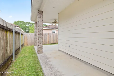 $179,900 | 109 Aruba Drive, Lafayette, LA 70507