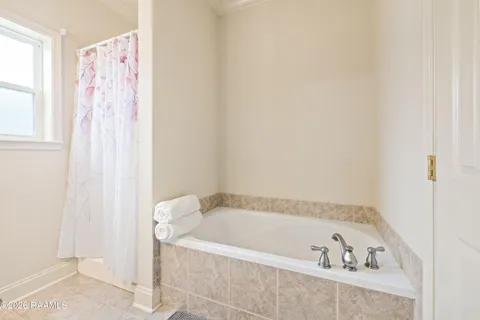 $179,900 | 109 Aruba Drive, Lafayette, LA 70507