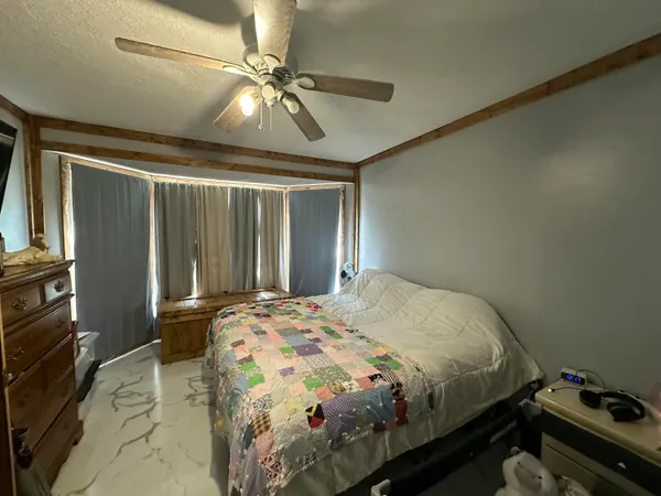 $205,000 | 804 Castleview Circle, Unit 14, Jasper, TN 37347