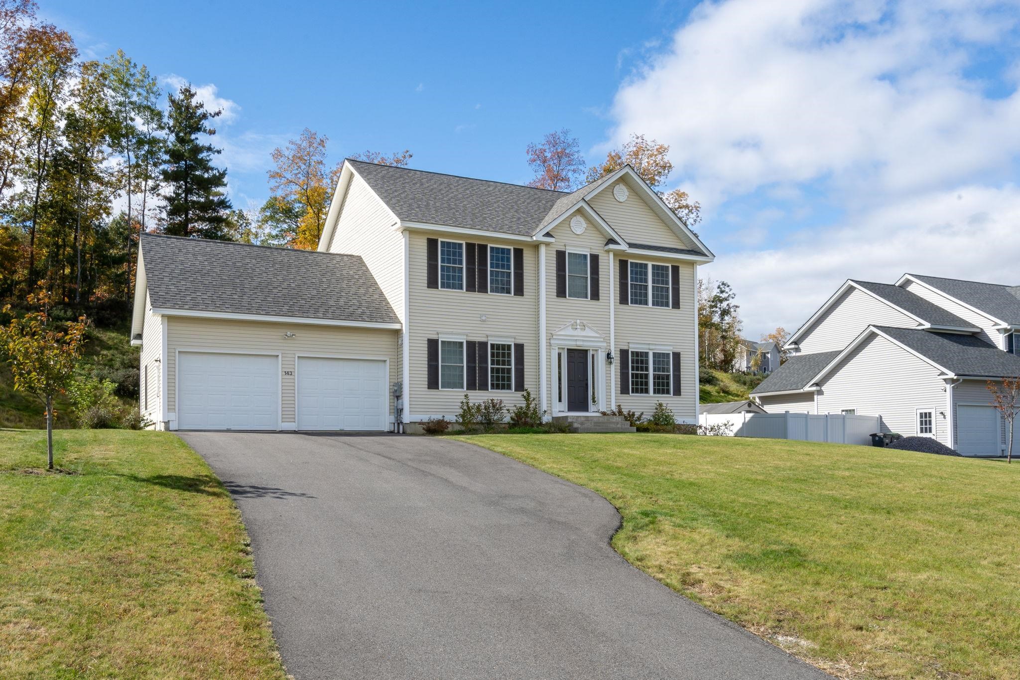 143 Brookview Drive Hooksett, NH 03106 - Photo 2 of 36