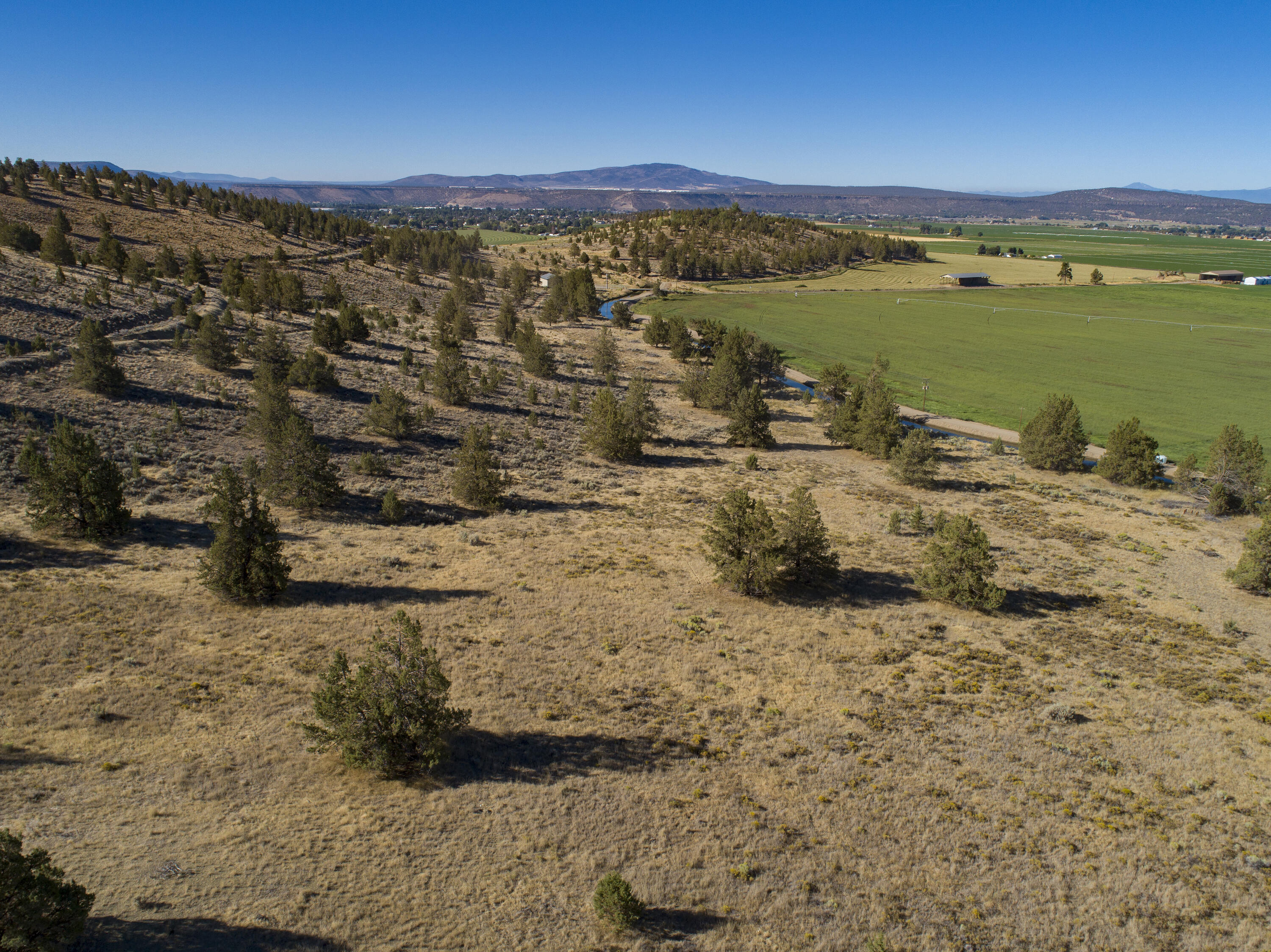 304 McKay Road Prineville, OR 97754 - Photo 5 of 15 a view of ocean view with mountain