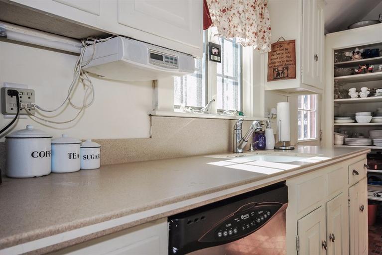 39 Braeside Road Falmouth, MA 02540 - Photo 4 of 35 Additional Photo
