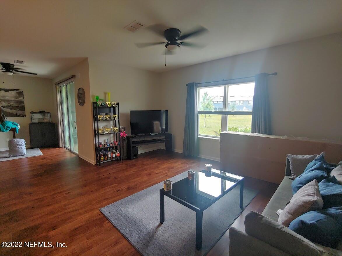 3297 Chestnut Ridge Way Orange Park, FL 32065 - Photo 8 of 42 living room full view