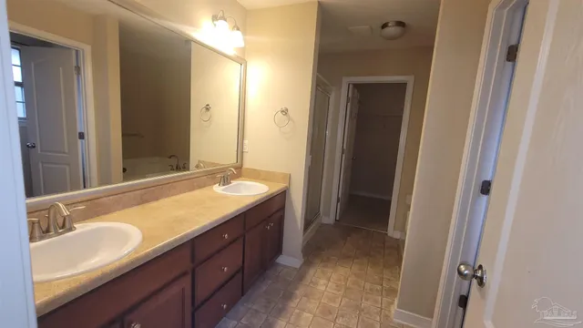 $2,350 | 5524 Tucker Circle, Pace, FL 32571