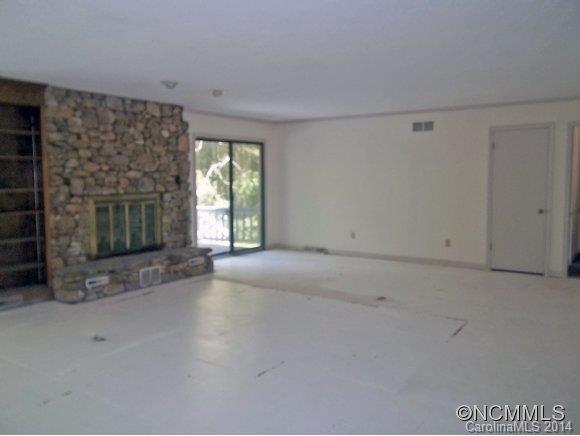 136 Pleasant Hill Road Flat Rock, NC 28739 - Photo 4 of 16 Gallery Image 4